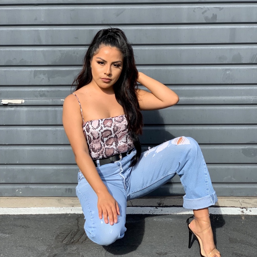 Meet your Posher, Ibreth